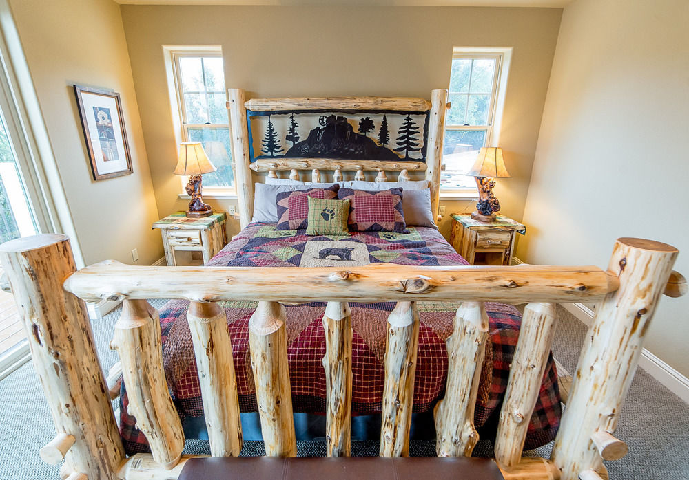 The Woods Hotel